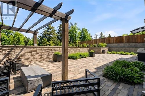 413 - 16 Markle Crescent, Hamilton, ON 