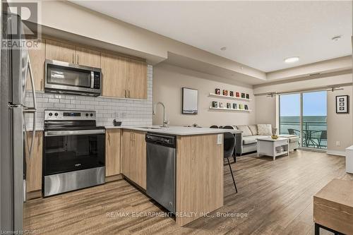 413 - 16 Markle Crescent, Hamilton, ON 