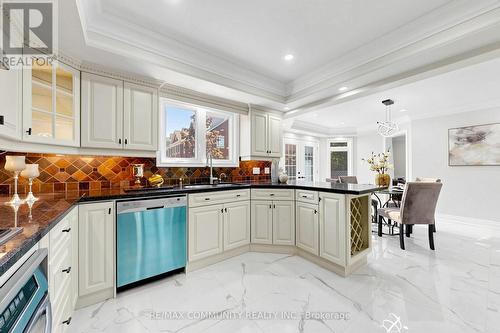 1002 Riverview Crescent, Pickering, ON 