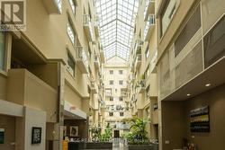 210 - 437 RONCESVALLES AVENUE Toronto, ON M6R 3B9