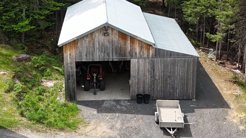 Garage - 21 Imp. Des Chevreuils, Sainte-Agathe-Des-Monts, QC 