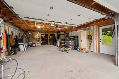 Garage - 21 Imp. Des Chevreuils, Sainte-Agathe-Des-Monts, QC 