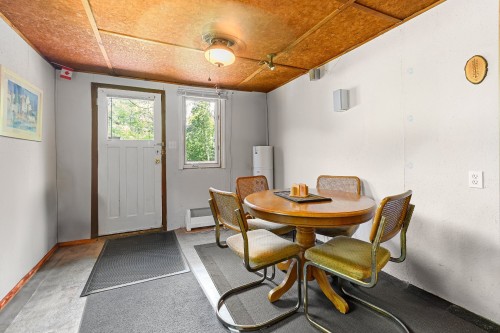 Salle familiale - 150C Ch. Du Lac-Thorne, Clarendon, QC - Indoor Photo Showing Dining Room