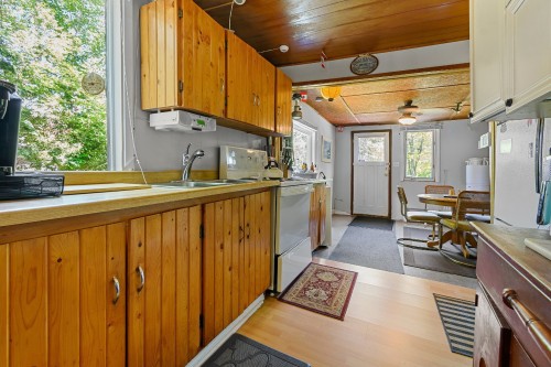 Cuisine - 150C Ch. Du Lac-Thorne, Clarendon, QC - Indoor Photo Showing Kitchen With Double Sink