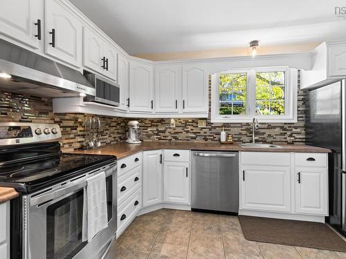 9 Juniper Place, Upper Tantallon, NS 