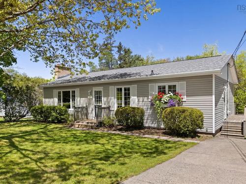 9 Juniper Place, Upper Tantallon, NS 