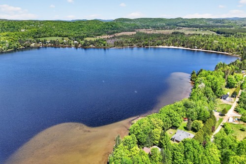 Bord de l'eau - 20 Ch. Hulmann, La Minerve, QC 