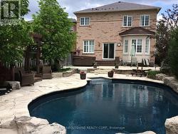 Pool and yard - flagston! - 
