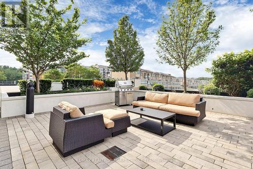 213 - 555 William Graham Drive, Aurora, ON 