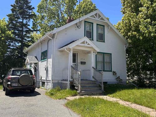254 Notre Dame Street  Summerside, PE C1N 1R9