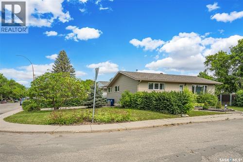 73 Laurentian Drive, Saskatoon, SK 