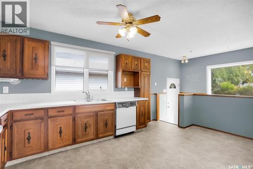 73 Laurentian Drive, Saskatoon, SK 