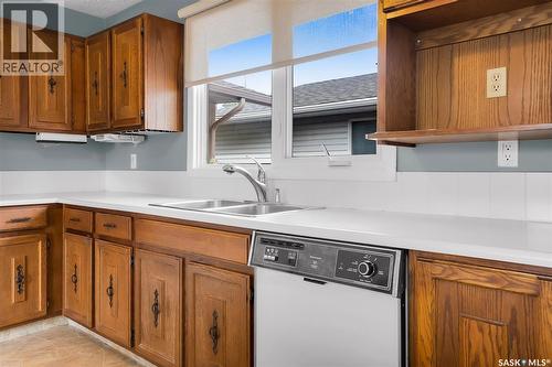 73 Laurentian Drive, Saskatoon, SK 