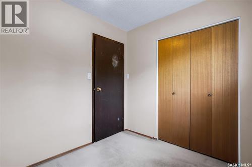 73 Laurentian Drive, Saskatoon, SK 