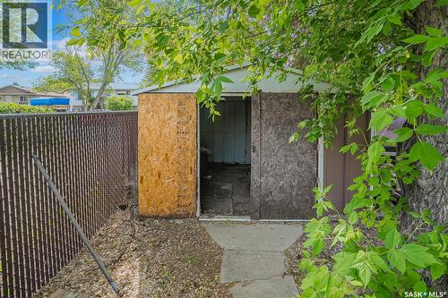 73 Laurentian Drive, Saskatoon, SK 