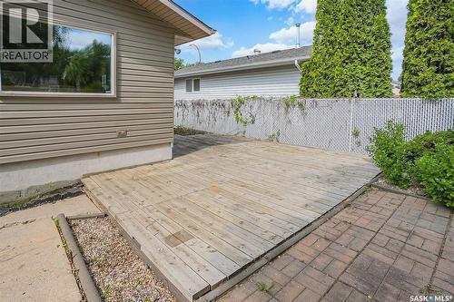 73 Laurentian Drive, Saskatoon, SK 