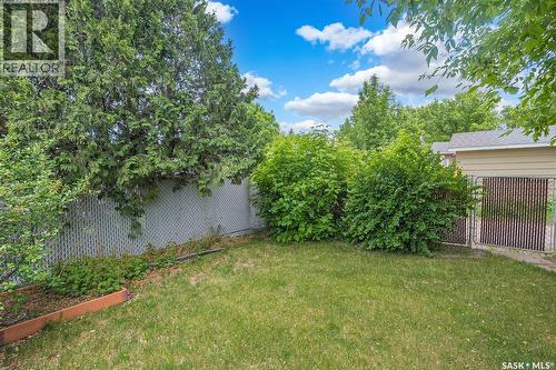 73 Laurentian Drive, Saskatoon, SK 