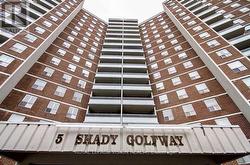 804 - 5 SHADY GOLFWAY Toronto, ON M3C 3A5