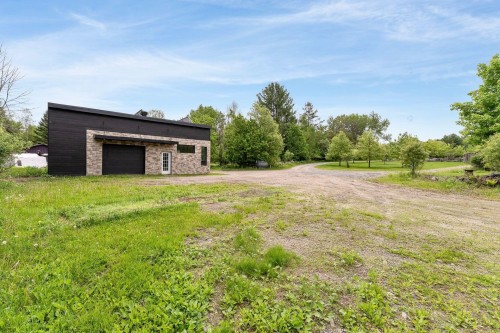 Garage - 280 Ch. De Fulford, Lac-Brome, QC 
