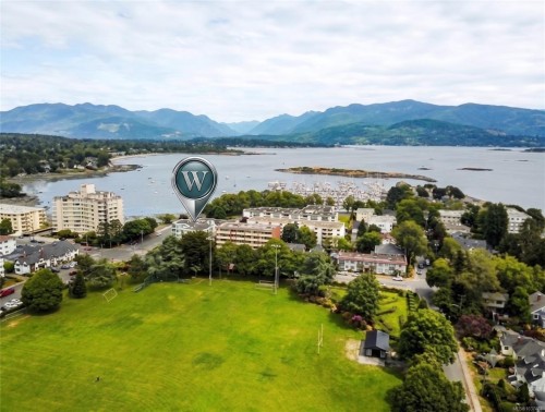 #402-2605 Windsor Rd  Oak Bay, BC V8S 5H9