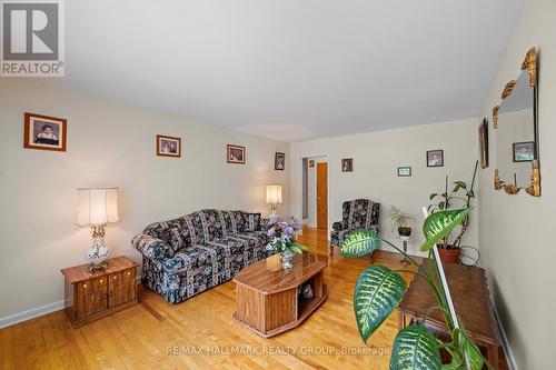 839 Weston Drive, Ottawa, ON 