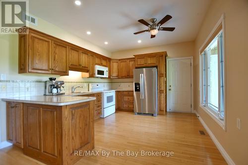 960 Lawson Road, Tiny, ON 