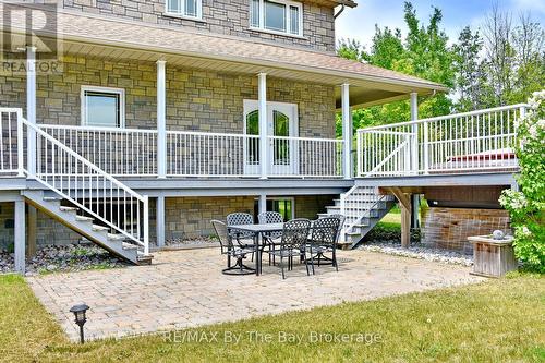 960 Lawson Road, Tiny, ON 