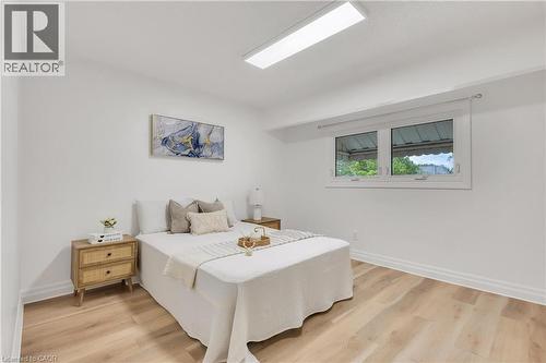 72 Pinemeadow Crescent, Waterloo, ON 