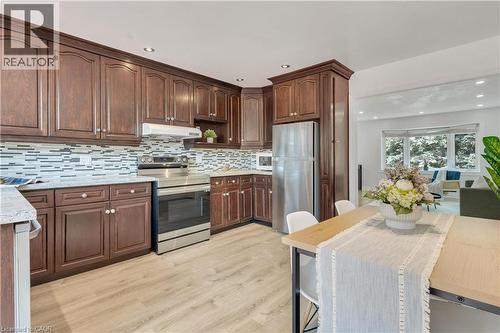 72 Pinemeadow Crescent, Waterloo, ON 