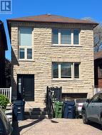 UPPER - 376 BLACKTHORN AVENUE Toronto, ON M6M 3B9