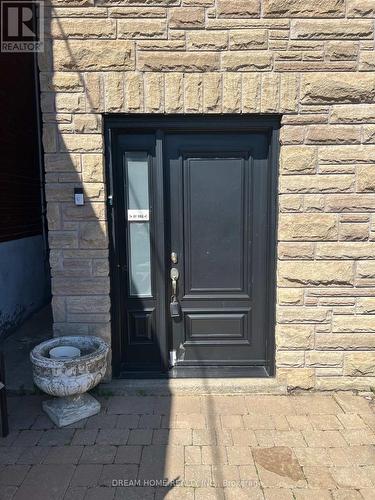 UPPER - 376 BLACKTHORN AVENUE , Toronto, Ontario M6M 3B9 2