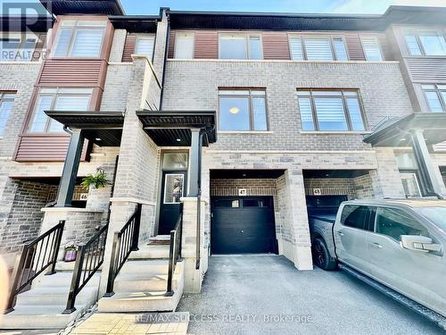 47 - 5000 CONNOR DRIVE  Lincoln, ON L3J 0T4