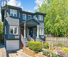 62 DONCASTER AVENUE  Toronto, ON M4C 1Y8