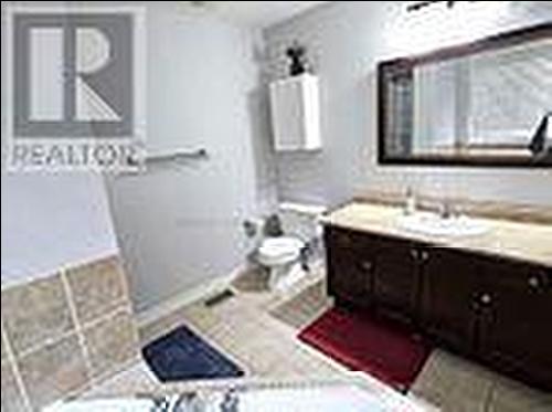 42 Ozner Crescent, Vaughan, ON 