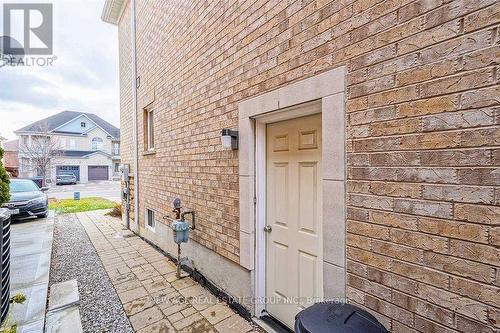 42 Ozner Crescent, Vaughan, ON 