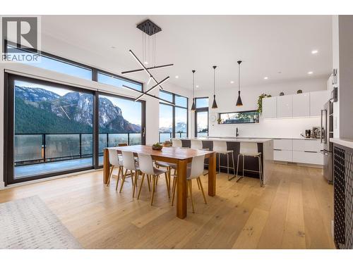 2193 CRUMPIT WOODS DRIVE  Squamish, BC V8B 0T6