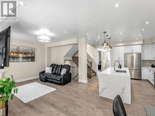 9 Clutterbuck Lane, Ajax, ON 