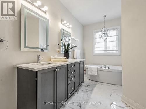 9 Clutterbuck Lane, Ajax, ON 