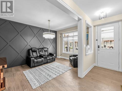 9 Clutterbuck Lane, Ajax, ON 