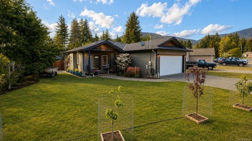 224 Johel Rd, Lake Cowichan, BC 