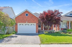 29 Newport Avenue Clarington, ON L1E 2B8