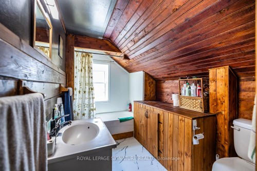 1007 Moor Road, Kawartha Lakes, ON 