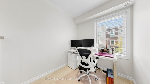 10-35 Heron Park Place, Toronto, ON - Indoor Photo Showing Office