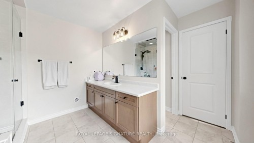 10-35 Heron Park Place, Toronto, ON - Indoor