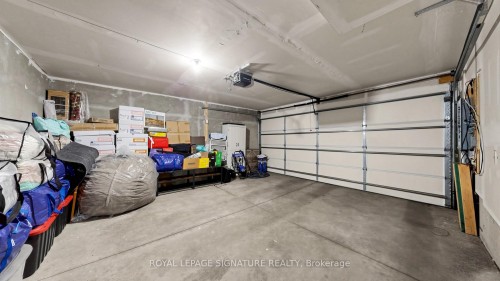 10-35 Heron Park Place, Toronto, ON - Indoor Photo Showing Garage