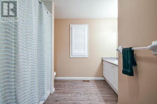 36 Nicklaus Drive, Barrie, ON 