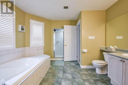 36 Nicklaus Drive, Barrie, ON 
