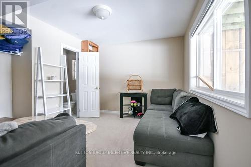 36 Nicklaus Drive, Barrie, ON 