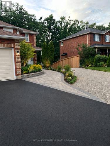 36 Nicklaus Drive, Barrie, ON 