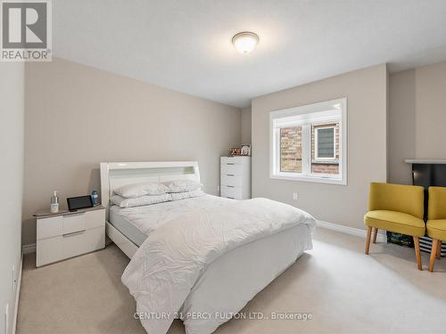 54 Farringdon Crescent, Brampton, ON 